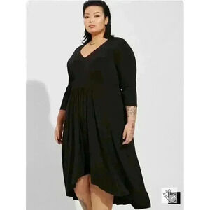 Torrid tea length high low dress  NWT Size 1